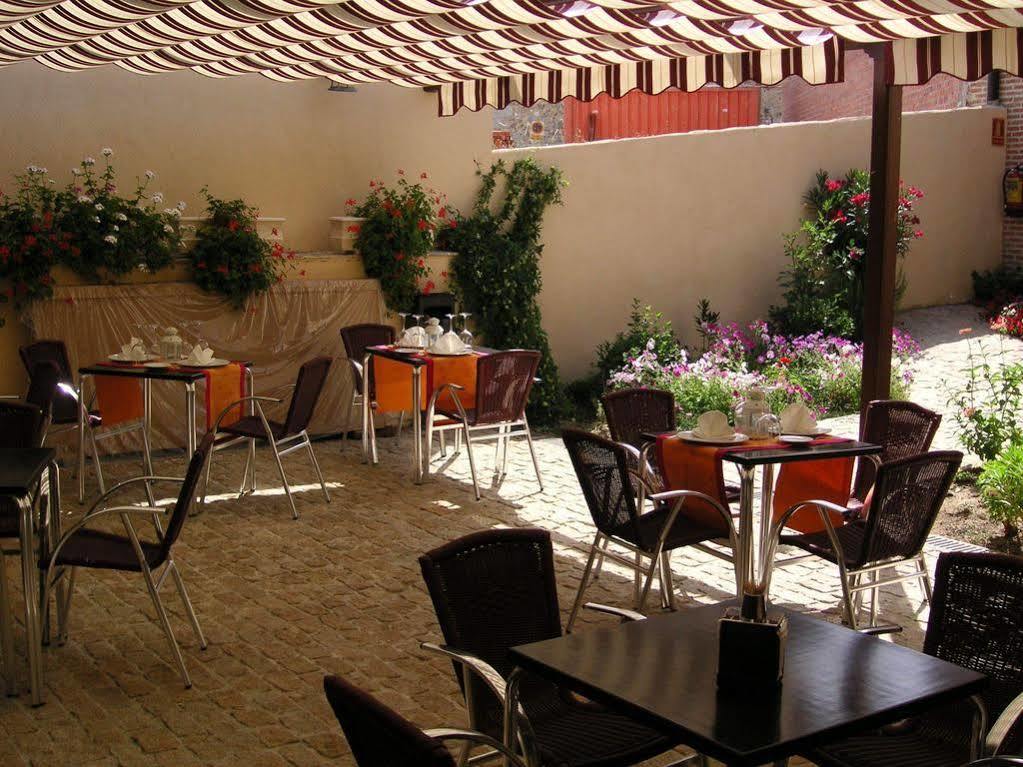 Hosteria Del Mudejar Avila Velayos Eksteriør bilde